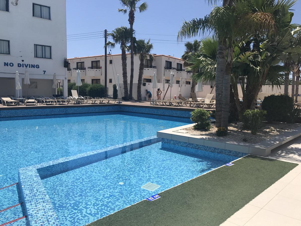 Apartment In Ayia Napa Exteriör bild